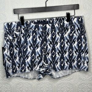 Rock & Republic | Lolita, Blue & White Pattern Denim Cutoff Shorts, Size 14 NWT